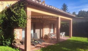 MAGNIFICA CASA AISLADA EN UN ENTORNO NATURAL ESPECTACULAR