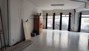 LOCAL COMERCIAL EN LLAGOSTERA 130m2